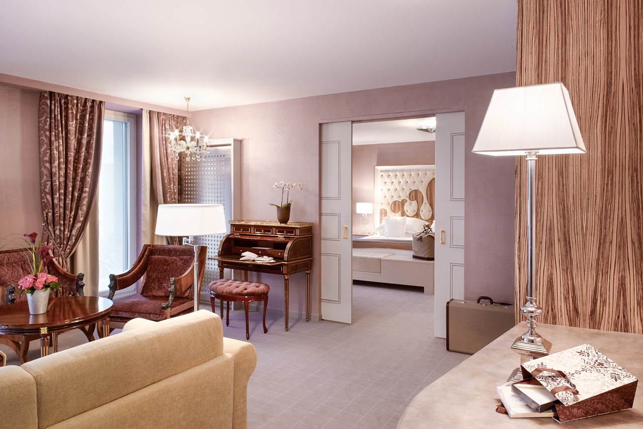 Carlton Hotel, St. Moritz Zimmerkategorien  Grand Family Suite
