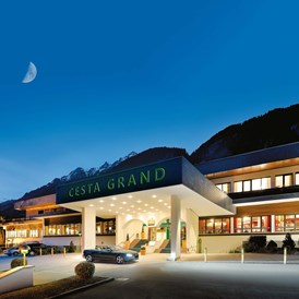 Luxushotel: CESTA GRAND Aktivhotel & Spa Außenansicht - CESTA GRAND  Aktivhotel & Spa