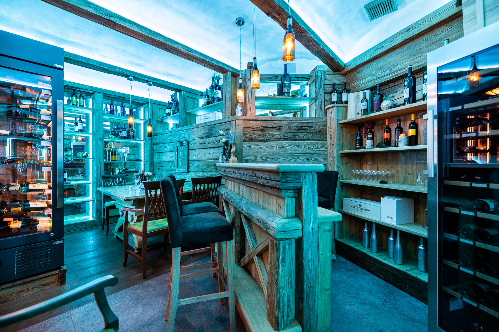 Luxushotel: Weinbar mit Weindegustationen - Schlosshotel Lacknerhof****S Flachau