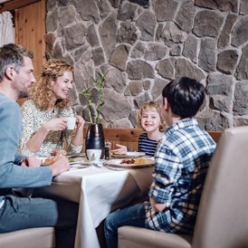 Luxushotel: Frühstück - Familienresort Ellmauhof - das echte All Inclusive ****S