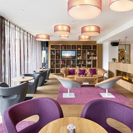 Luxushotel: Ritzenhof Lounge und Bar mit Bibliothek - Ritzenhof****S - Hotel & Spa am See