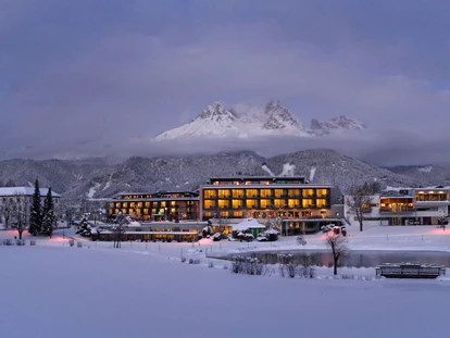 Luxusurlaub - Bar: Poolbar - Winterimpressionen vom Ritzenhof - Ritzenhof – Hotel und Spa am See
