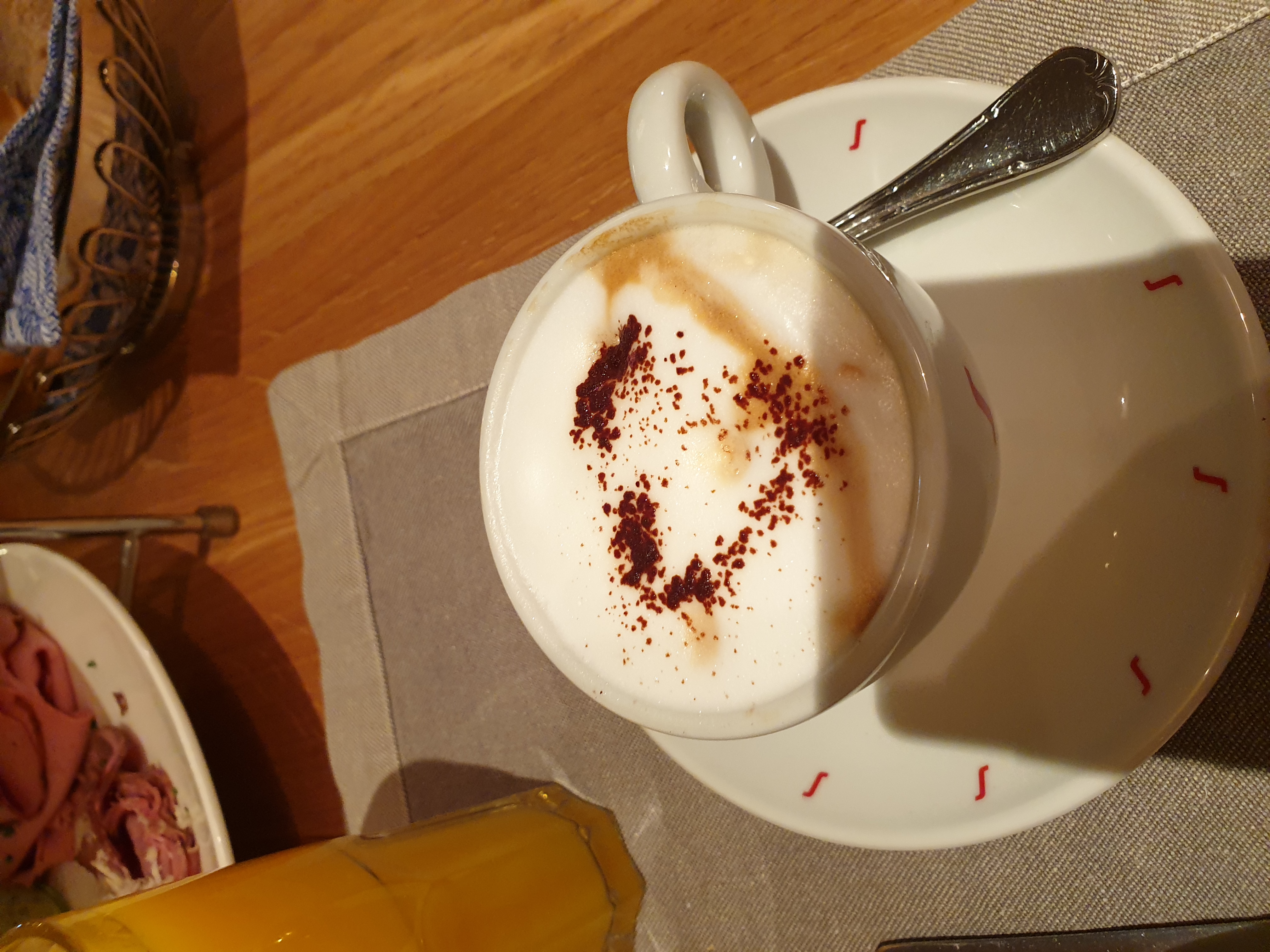 Luxushotel: Kaffee mit Liebe - Genießerhotel Bergergut ****s