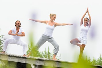 Luxushotel: Yoga am Badeteich - AVIVA make friends