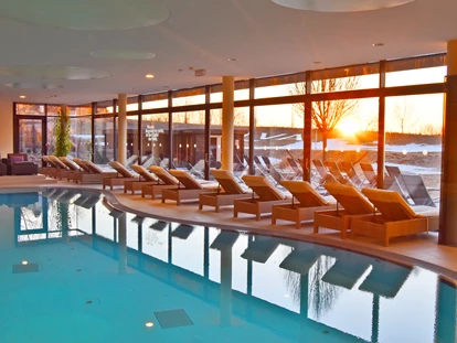 Luxusurlaub - Hotel-Schwerpunkt: Luxus & Sport - Indoor Pool - Hotel AVIVA****s make friends