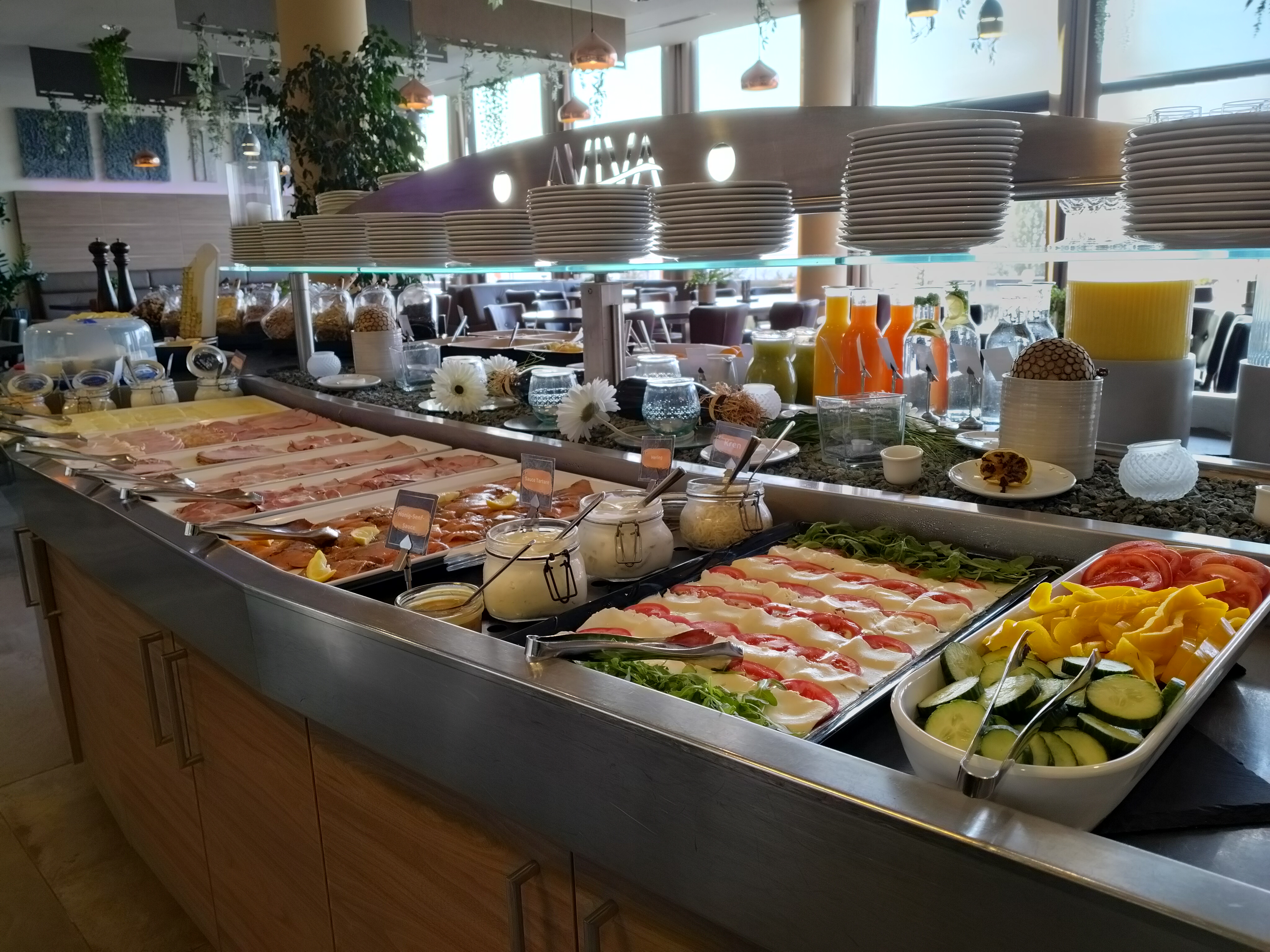 Luxushotel: regionales Frühstücksbuffet - Hotel AVIVA****s make friends