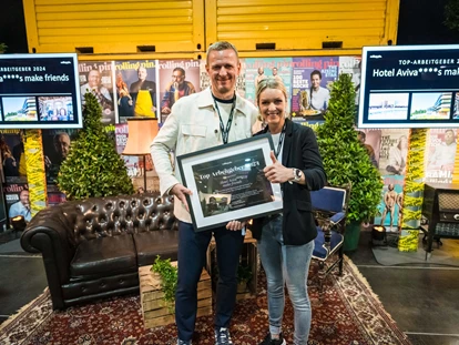 Luxusurlaub - Hotel-Schwerpunkt: Luxus & Sport - Hoteleigentümer bei der Auszeichnung als Top Arbeitgeber - Hotel AVIVA****s make friends