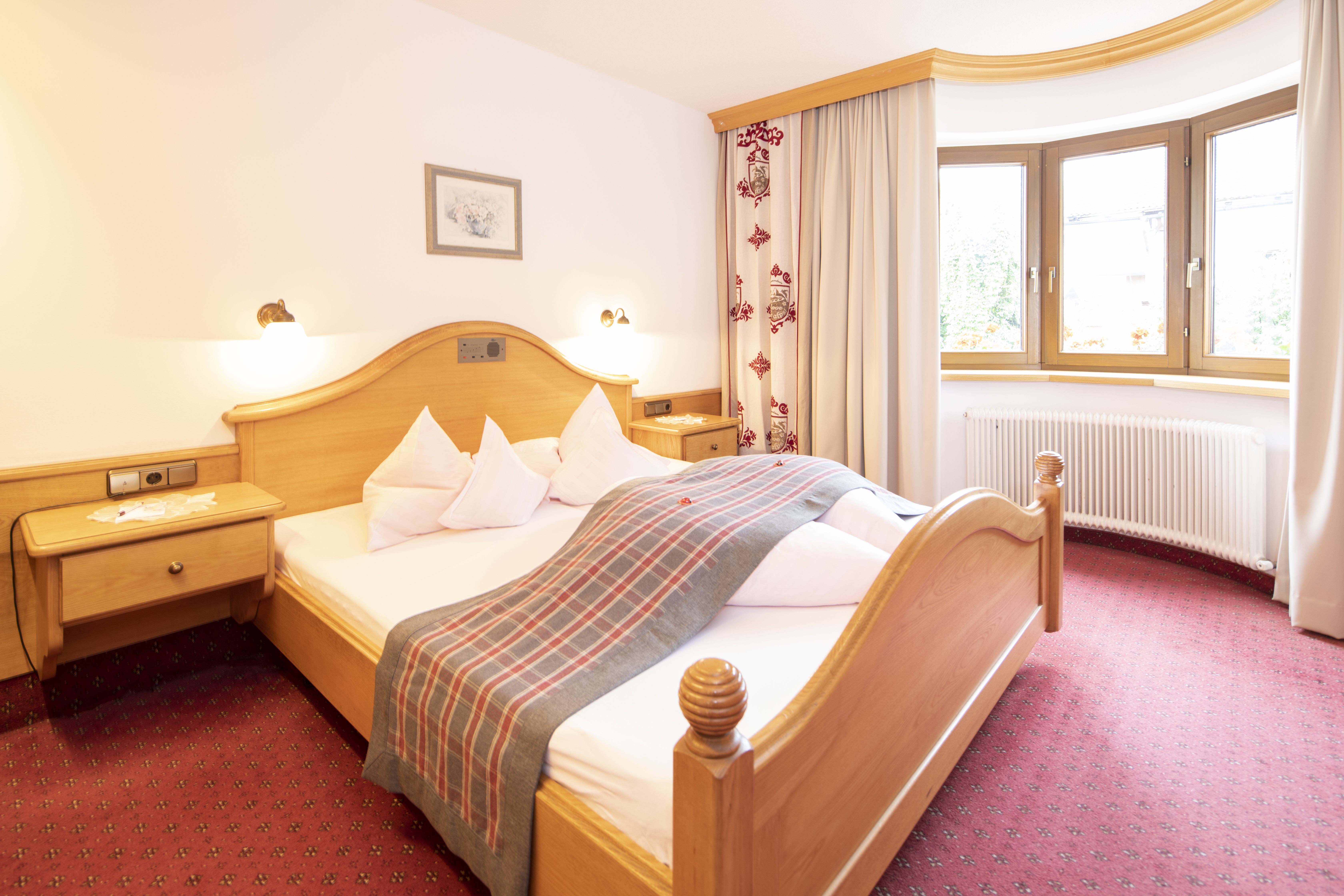 Hotel „Der Kirchenwirt****s" Zimmerkategorien Maisonettenzimmer Gratlspitz