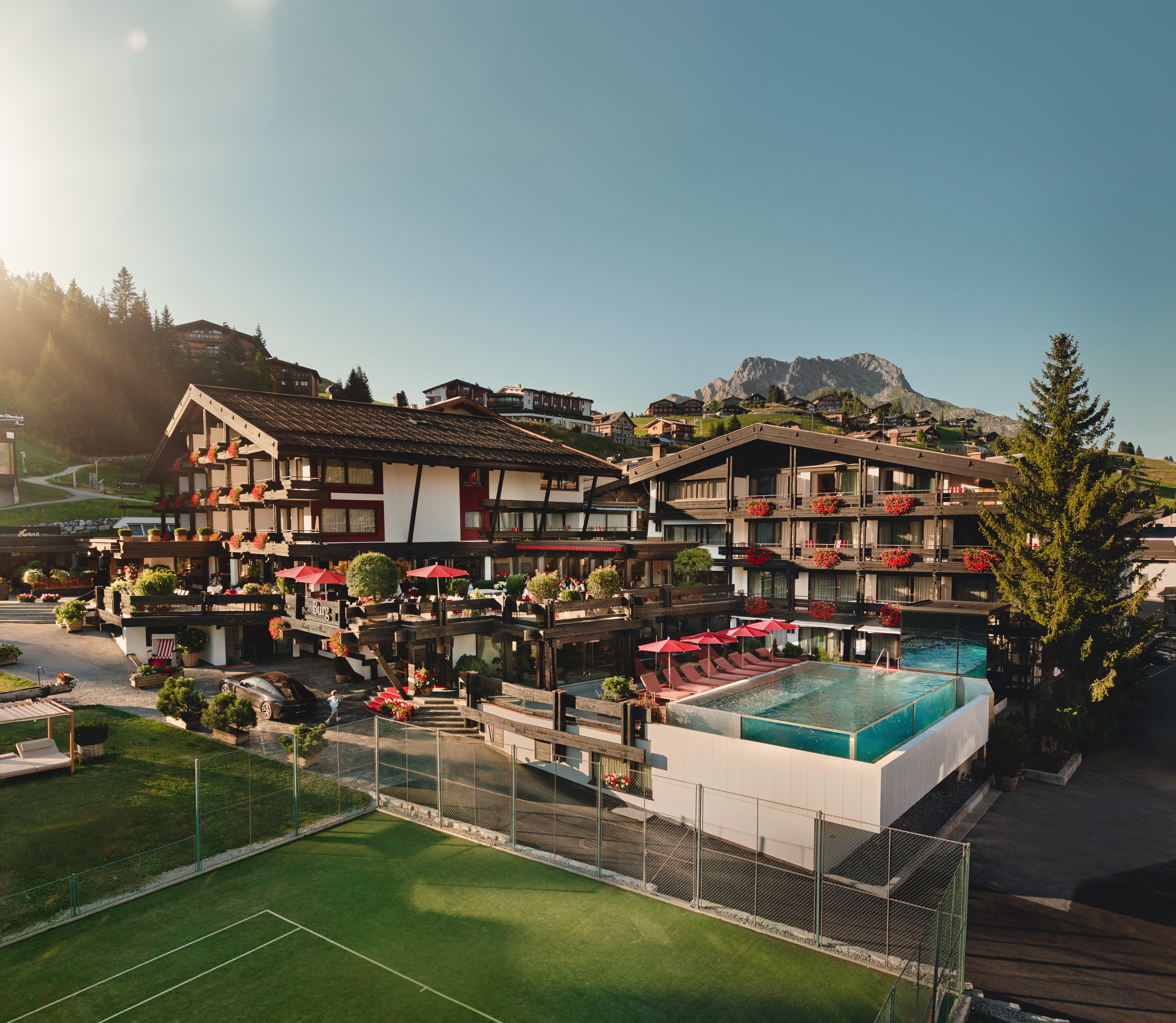 Luxusurlaub - Hunde: erlaubt - Burg Hotel Lech am Arlberg Außenansicht - Burg Hotel Lech am Arlberg