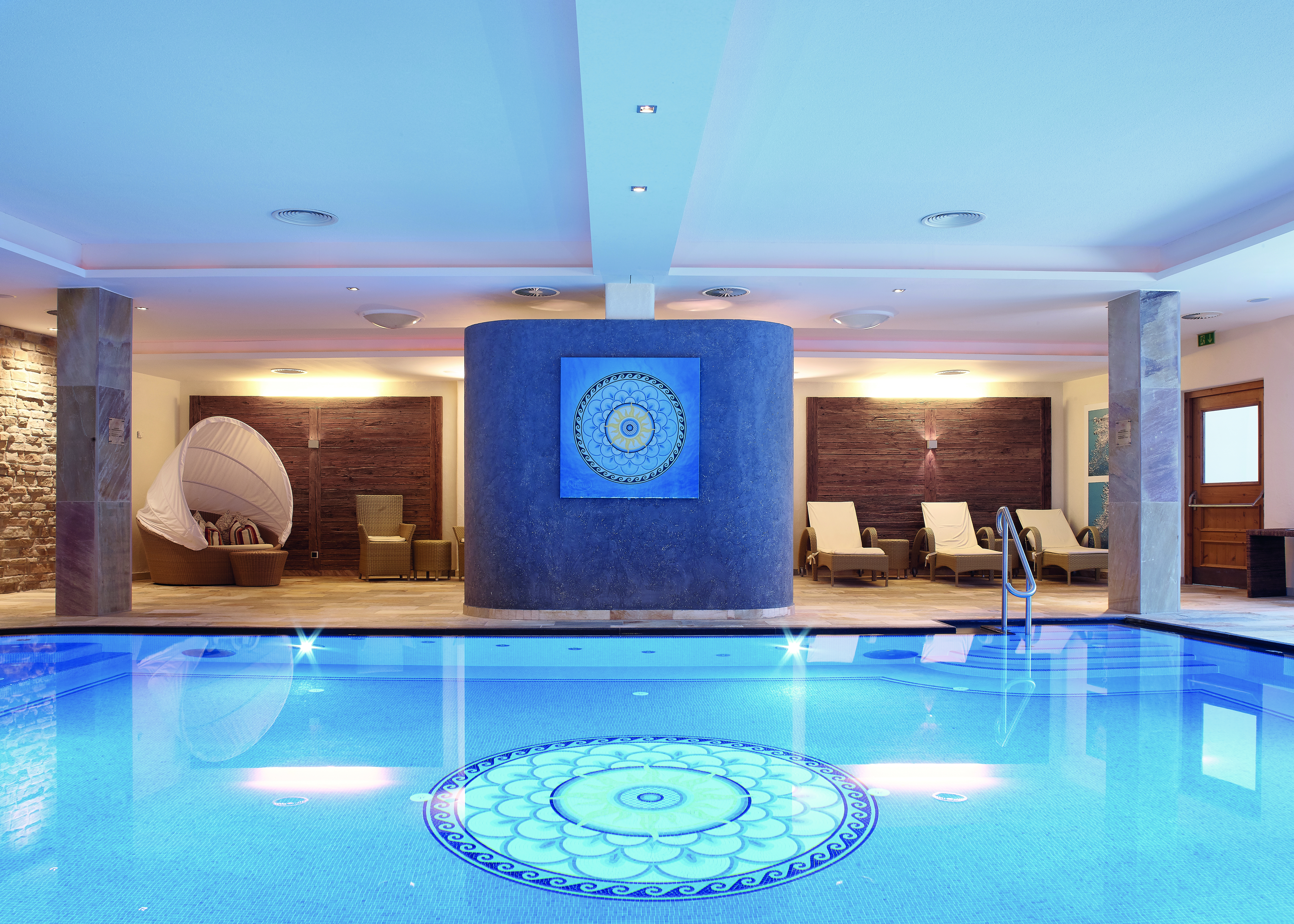 Luxusurlaub - Damüls - Hallenbad - Hotel Gotthard Lech am Arlberg