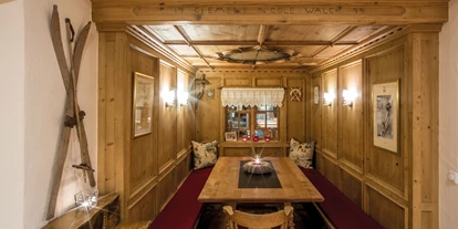 Luxusurlaub - Kappl (Kappl) - Stammtisch - Hotel Gotthard Lech am Arlberg
