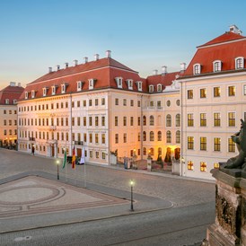 Luxushotel: Das Hotel Taschenbergpalais Kempinski Dresden - Barockes Juwel an der Elbe - Hotel Taschenbergpalais Kempinski Dresden