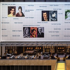 Luxushotel: Club InterContinental Lounge & Artist Wall - InterContinental Düsseldorf