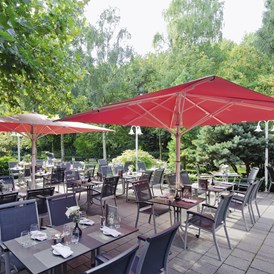 Luxushotel: Terrasse Mövenpick Restaurant - Mövenpick Hotel Münster