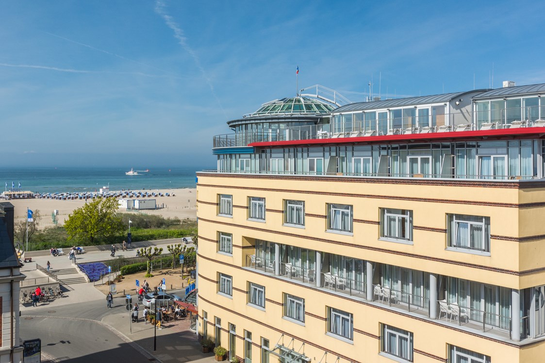 Luxushotel: Außenansicht - Strand-Hotel Hübner