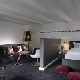 Luxushotel: Lifestyle-Suite "Black and White" - Romantik Jugendstilhotel Bellevue