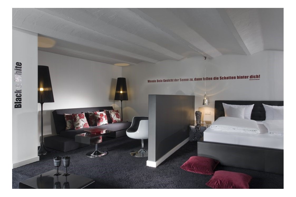 Luxushotel: Lifestyle-Suite "Black and White" - Romantik Jugendstilhotel Bellevue