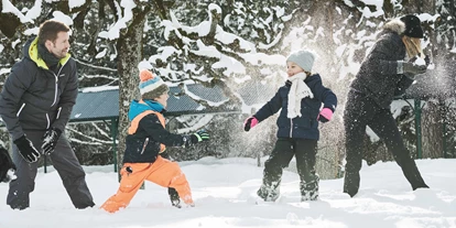 Luxusurlaub - Bar: Poolbar - Waldhaus Flims - Winterspass im Waldhaus Park  - Waldhaus Flims Wellness Resort