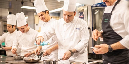 Luxusurlaub - Bar: Poolbar - Grand Hotel Villa Castagnola