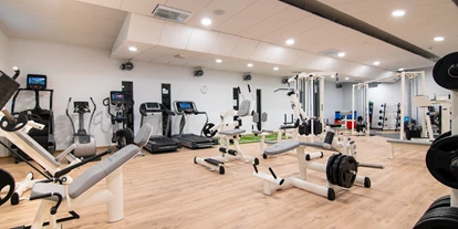 Luxusurlaub - Parkplatz: gebührenpflichtig in Gehweite - Fitness - Walliserhof Grand-Hotel & Spa