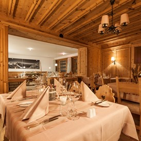 Luxushotel: À-la-carte Restaurant La Stüvetta - In Lain Hotel Cadonau