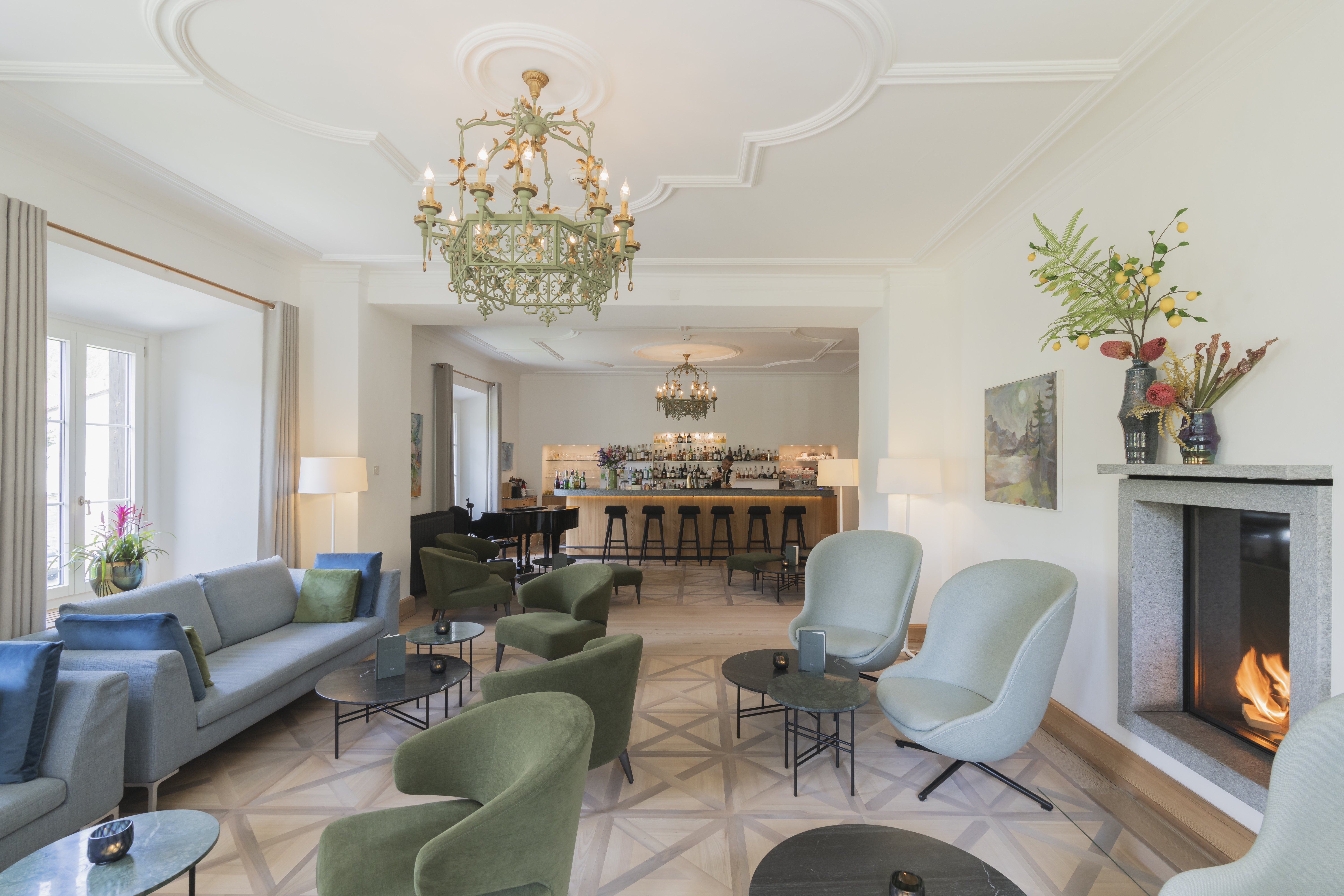 Luxushotel: Hotelbar und Lobby - Parkhotel Margna