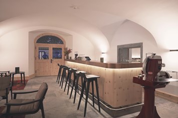 Luxushotel: Lounge il Suler im Genusskeller - Parkhotel Margna