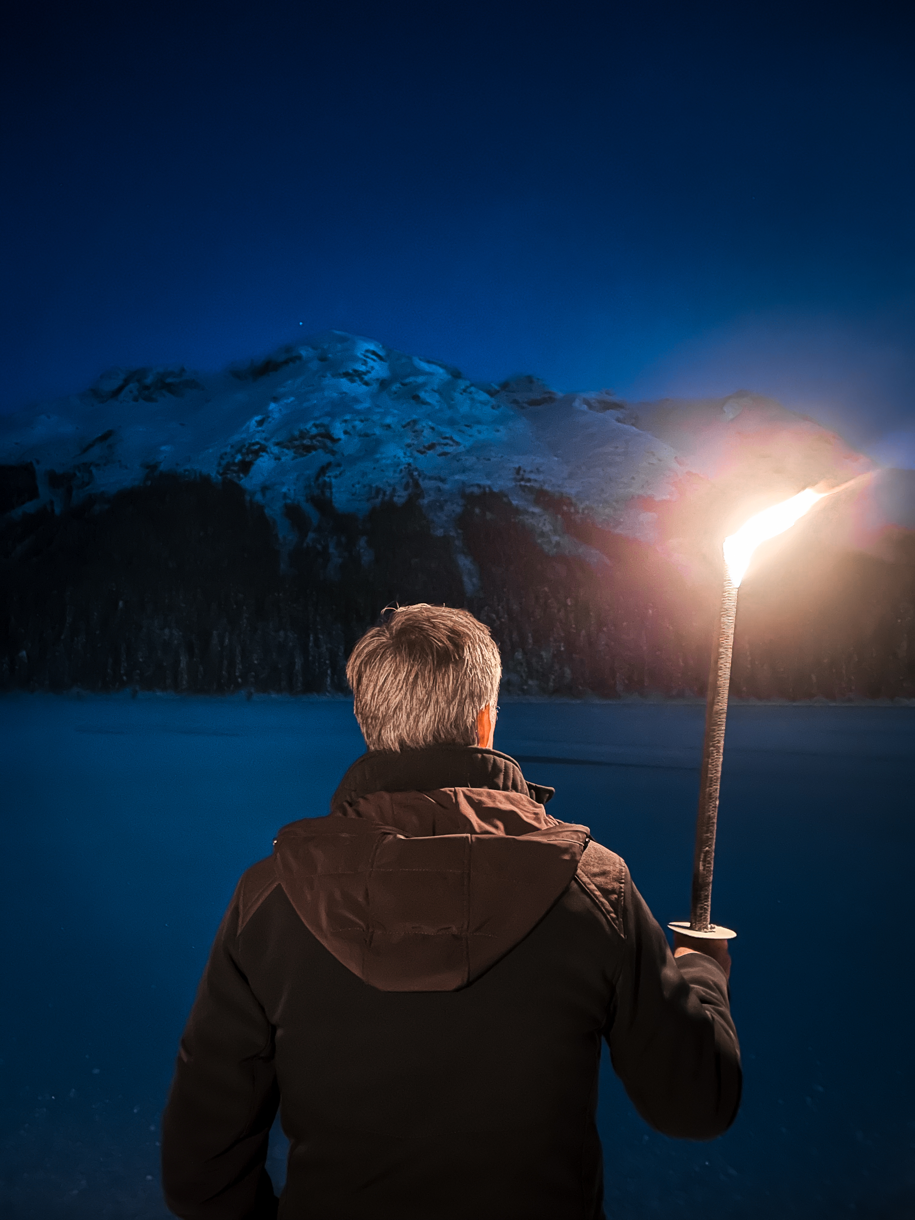 Valsana Hotel Arosa Ausflugsziele Fackelwanderung und Weindegustation