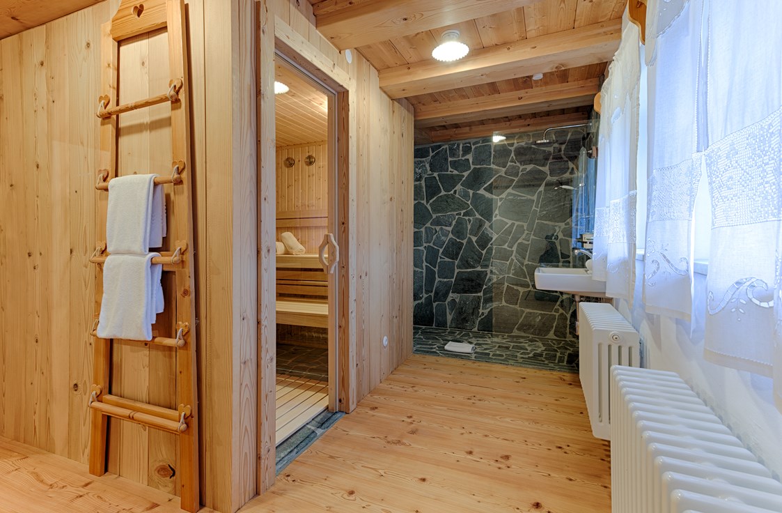 Luxushotel: Bauernhaus Sauna - Almdorf Seinerzeit 