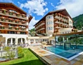 Luxushotel: Getrennte Adults-only SPA Bereiche mit Aussenpool und Saunalandschaft.  - Resort La Ginabelle