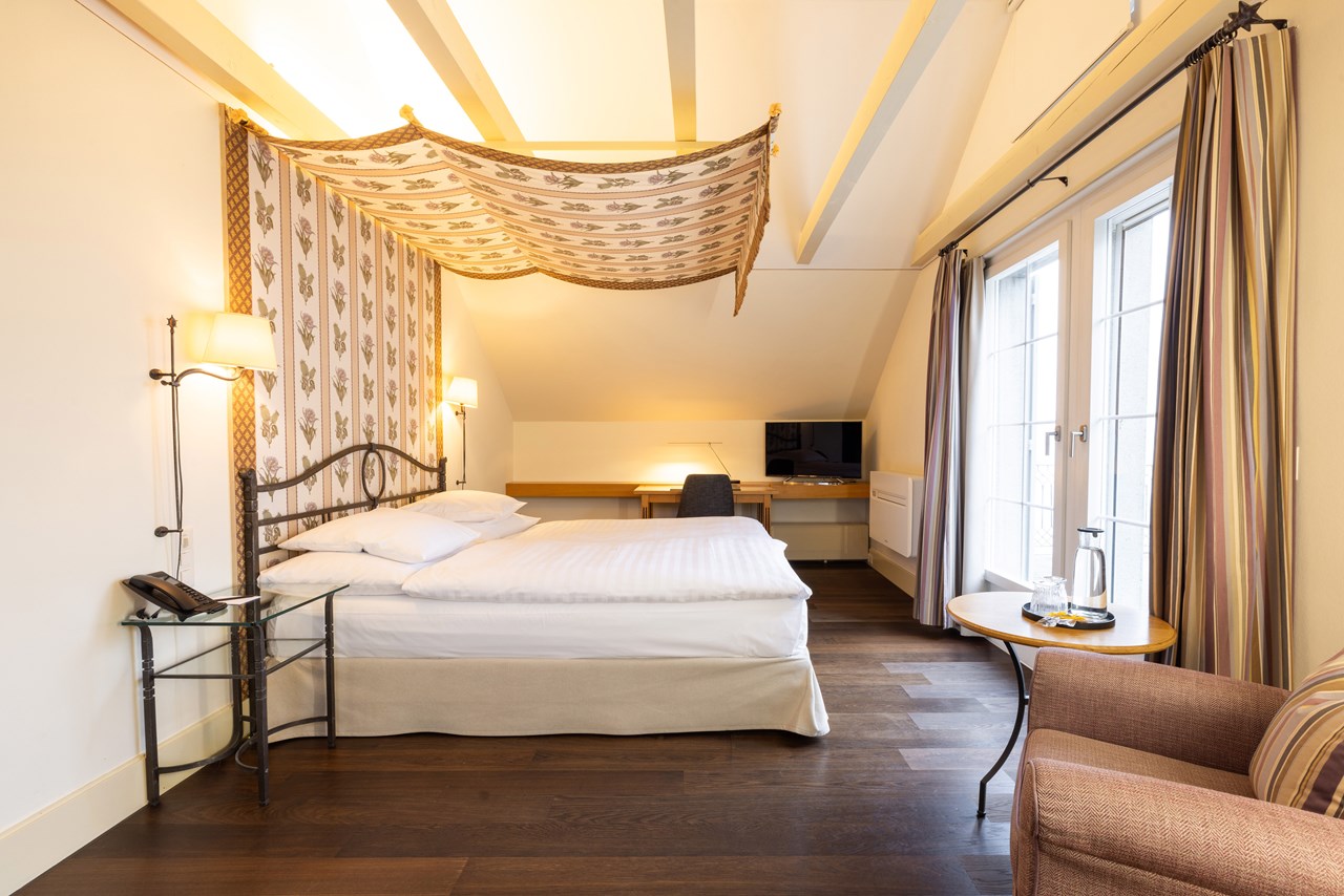 Sonne - Boutiquehotel und Seerestaurants  Zimmerkategorien Deluxe Zimmer Terrasse See