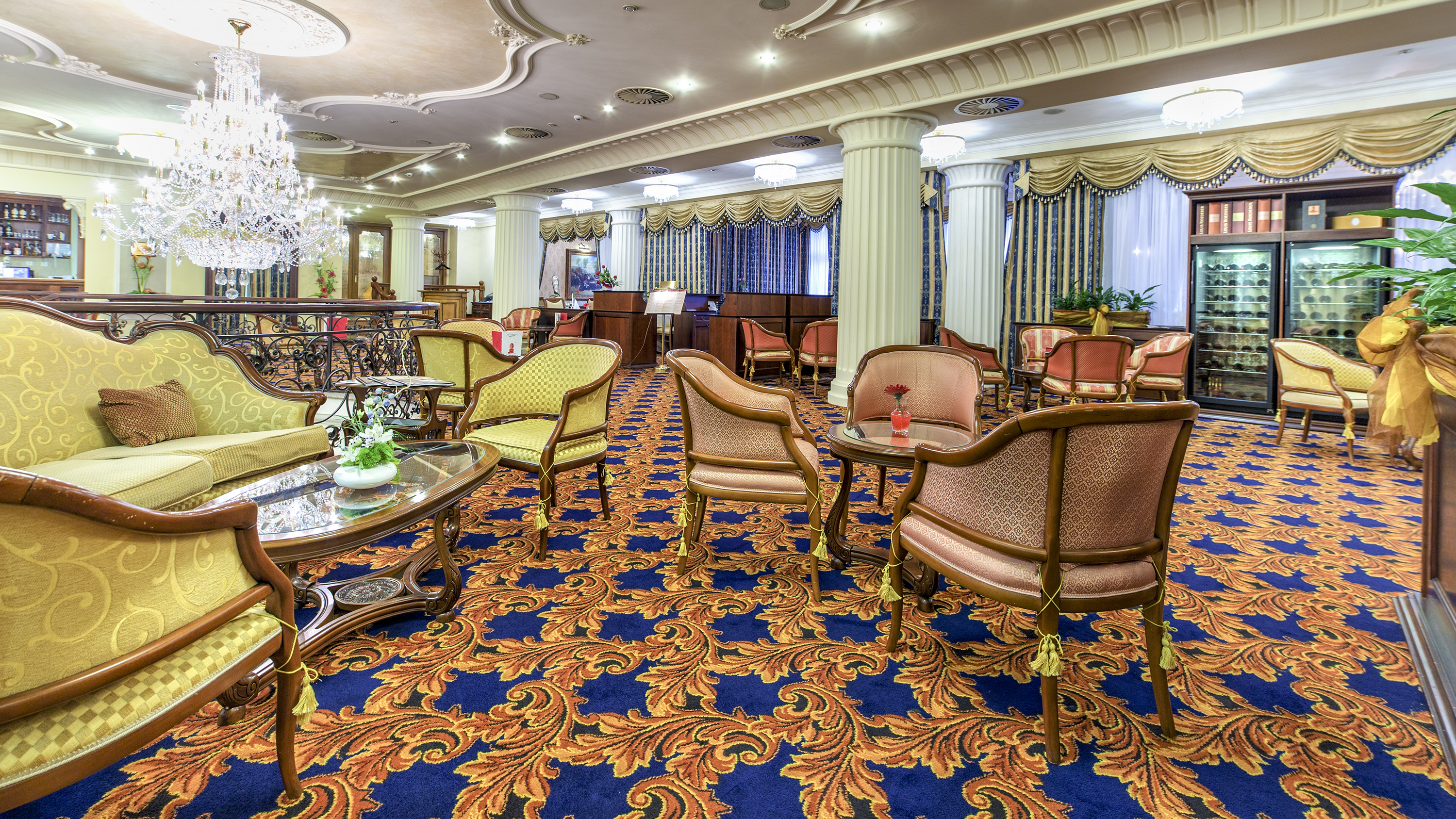 Luxusurlaub - Klassifizierung: 5 Sterne S - Bon Soir Cafe - Carlsbad Plaza Medical Spa & Wellness Hotel