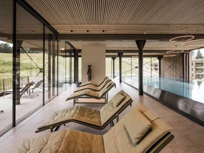 Luxusurlaub - Sen Jan di Fassa - Indoor Skypool - 29° - Cendevaves Alpine Silence Hotel