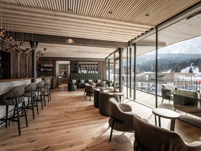 Luxusurlaub - Sen Jan di Fassa - Skybar - Cendevaves Alpine Silence Hotel