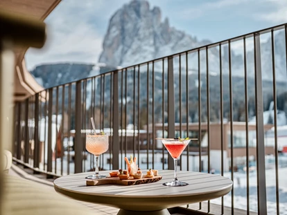 Luxusurlaub - Sen Jan di Fassa - Skybar - Cendevaves Alpine Silence Hotel