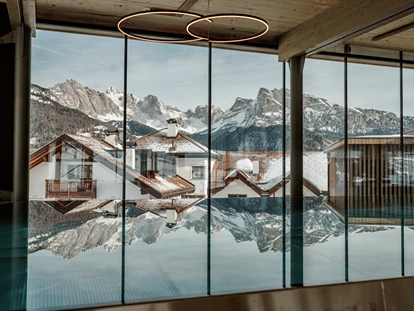 Luxusurlaub - Sen Jan di Fassa - Indoor Skypool - 29° - Cendevaves Alpine Silence Hotel