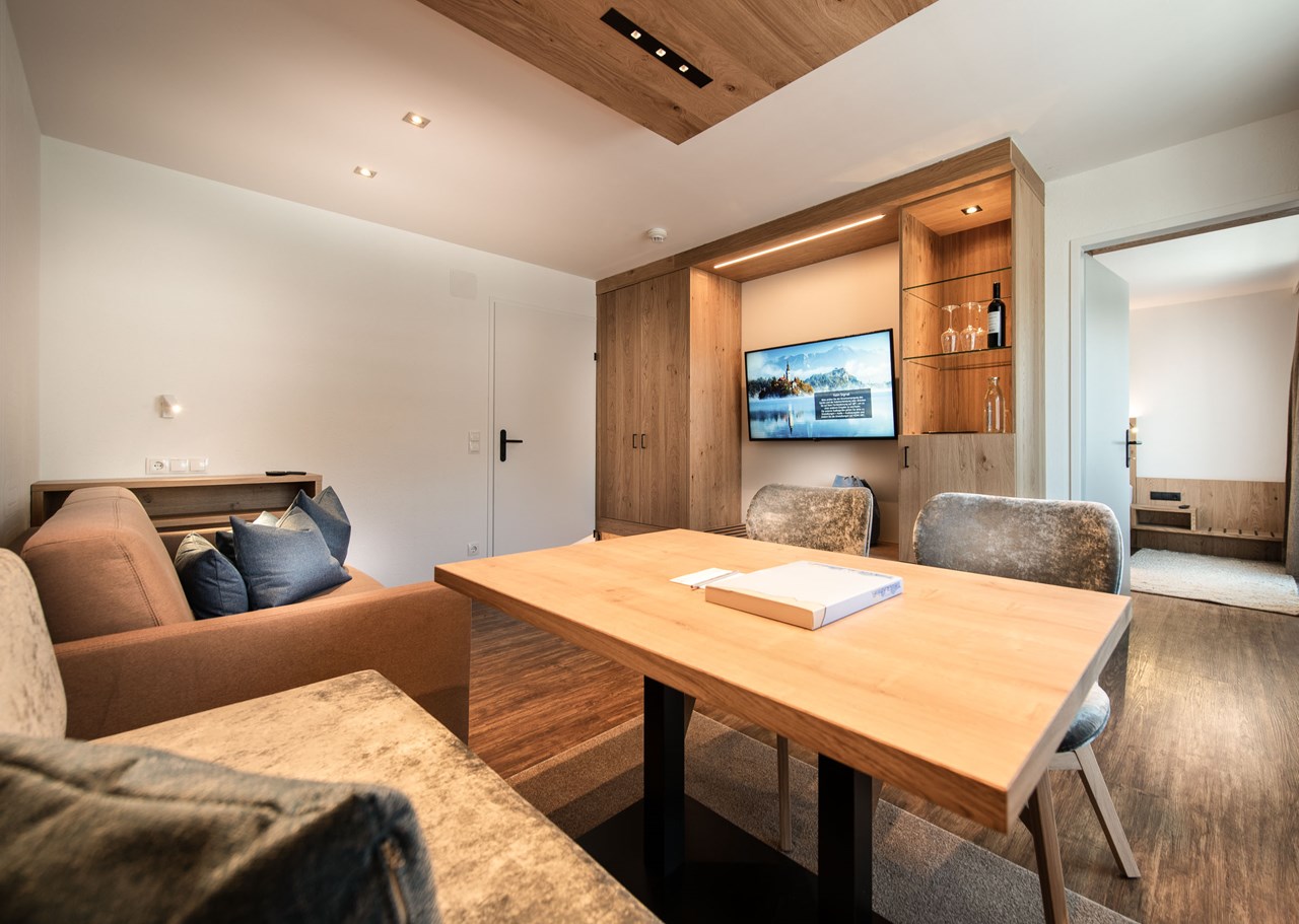 Dips & Drops | Sports · Hotel · Bistro Zimmerkategorien Family & Friends double plus