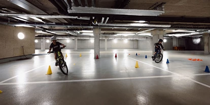 Luxusurlaub - Hotel-Schwerpunkt: Luxus & Sport - Dips & Drops | Sports · Hotel · Bistro