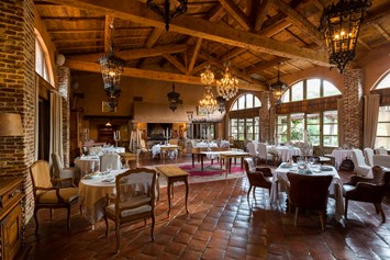 Luxushotel: Domaine de Murtoli, Table de la Ferme, gastronomic restaurant - Hotel de la Ferme - Murtoli