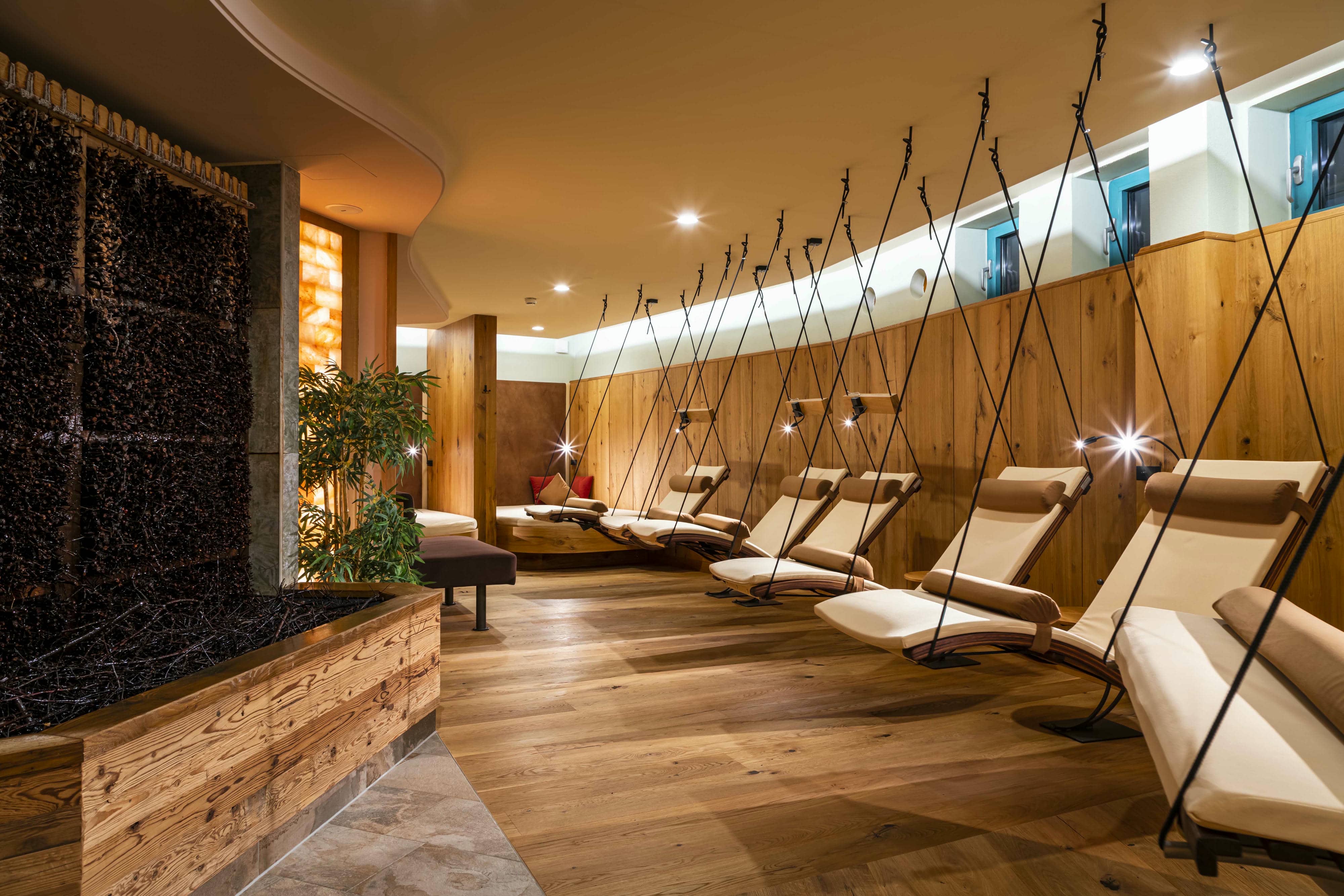 Luxushotel: Ruhebereich "Sole" mit Gradierwerk - Spirit & SPA Birkenhof am Elfenhain