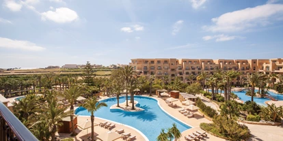 Luxusurlaub - Hotel-Schwerpunkt: Luxus & Familie - Outdoor Pool - Kempinski Hotel San Lawrenz