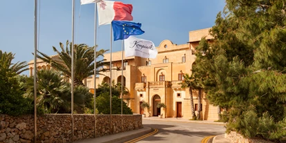 Luxusurlaub - Hotel-Schwerpunkt: Luxus & Familie - Entrance - Kempinski Hotel San Lawrenz