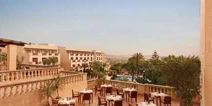Luxusurlaub - Hotel-Schwerpunkt: Luxus & Familie - Trattoria Terrace - Kempinski Hotel San Lawrenz