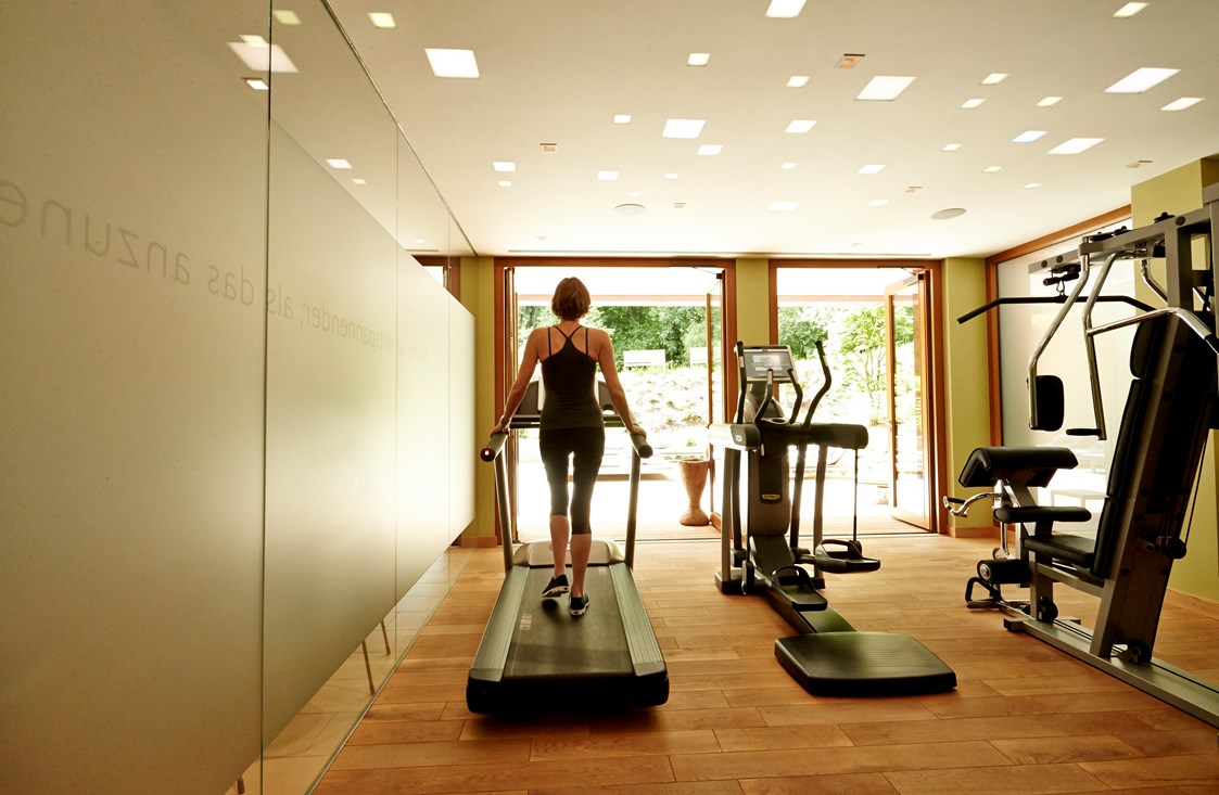 Luxushotel: Fitnessraum. Workout.  - Waldhotel Stuttgart