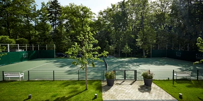 Luxusurlaub - Hotel-Schwerpunkt: Luxus & Familie - Tennisplatz. - Waldhotel Stuttgart