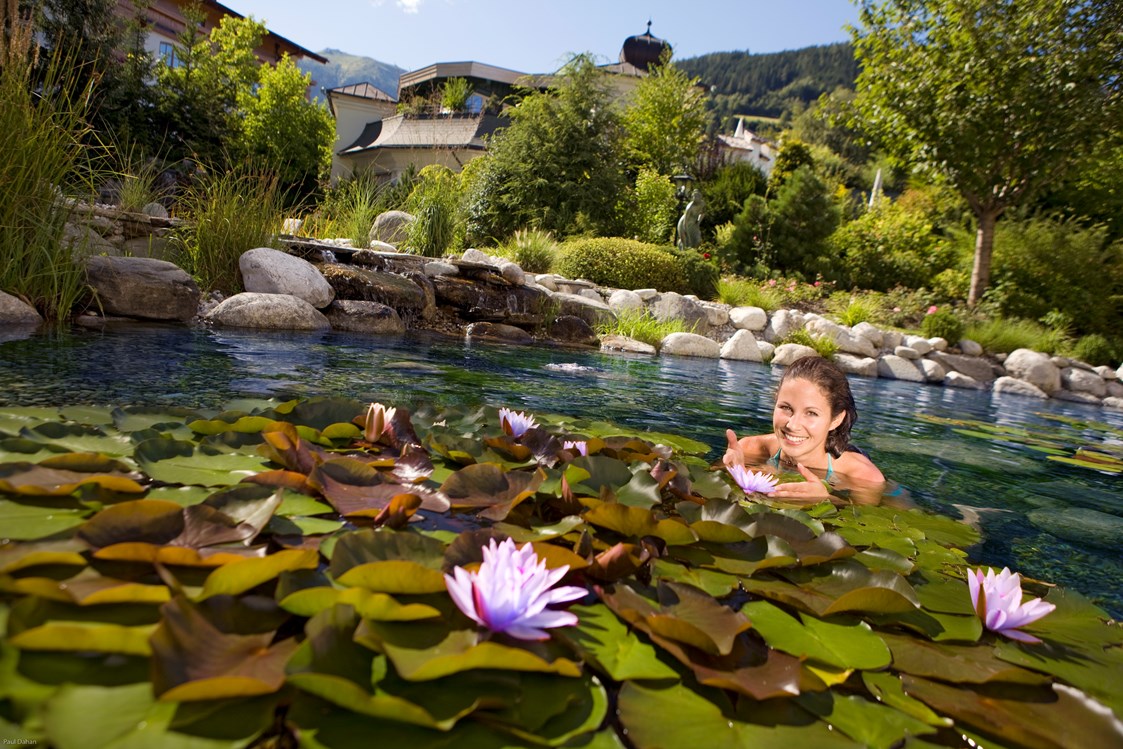 Luxushotel: Schwimmteich - Wellness-, Golf- & Genießerhotel Salzburgerhof