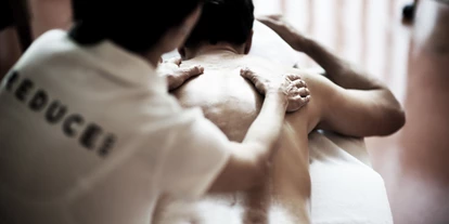 Luxusurlaub - Lutzmannsburg - Entspannungsmassage im Reduce Hotel Vital ****S  - REDUCE Hotel Vital ****S