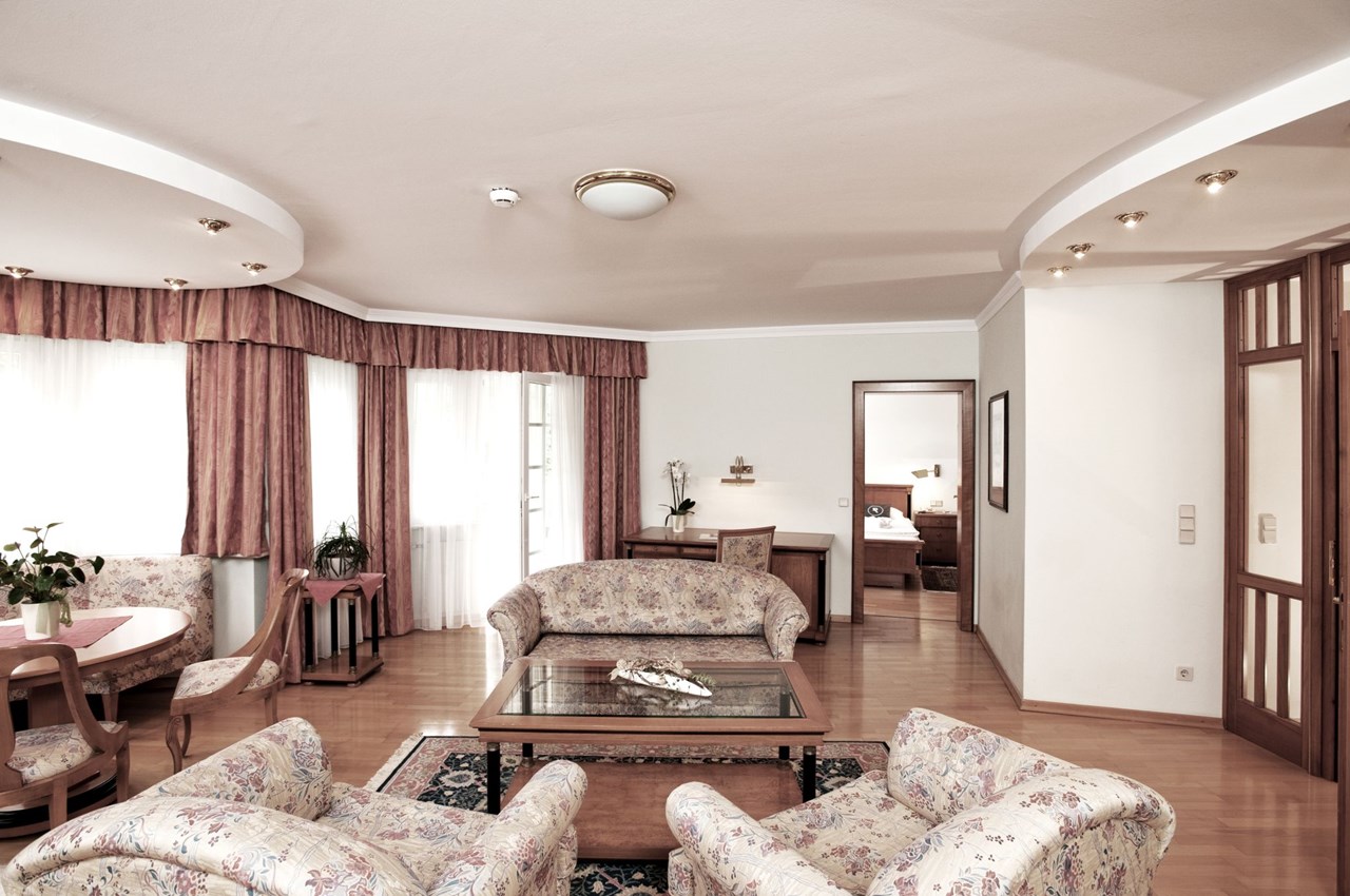 REDUCE Hotel Thermal ****S Zimmerkategorien Suite