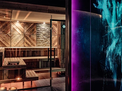 Luxusurlaub - Sen Jan di Fassa - Bio-Aromatische Sauna im "ART" Spa Bereich - Alpin Garden Luxury Maison & Spa
