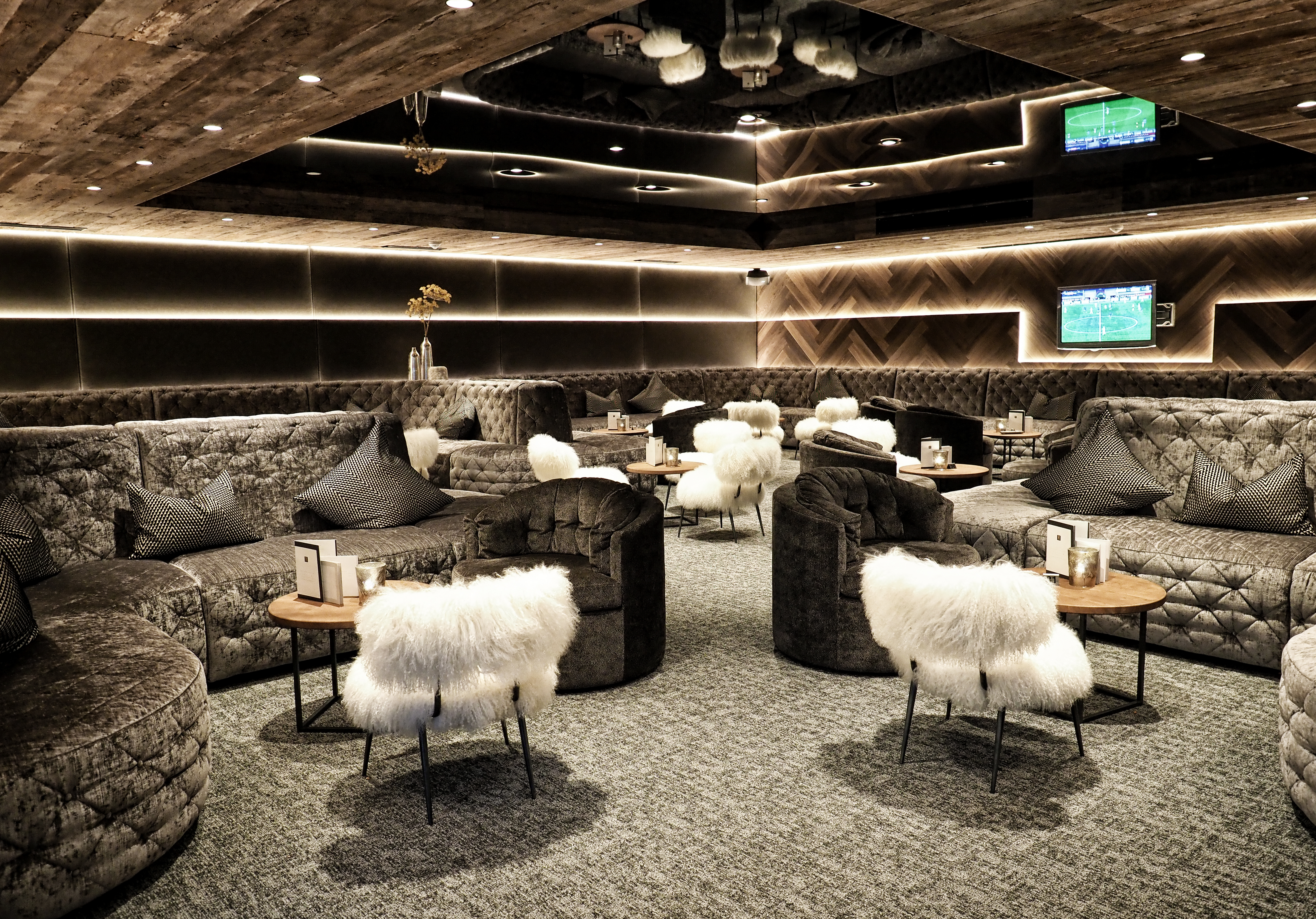 Luxushotel: TV-Lounge im Wellness & Naturresort Reischlhof - Wellness & Naturresort Reischlhof **** Superior 